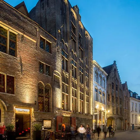 Hotel Cavalier