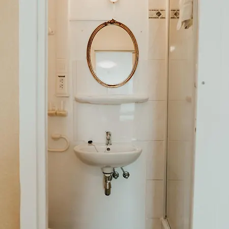 Hotel Cavalier 2*